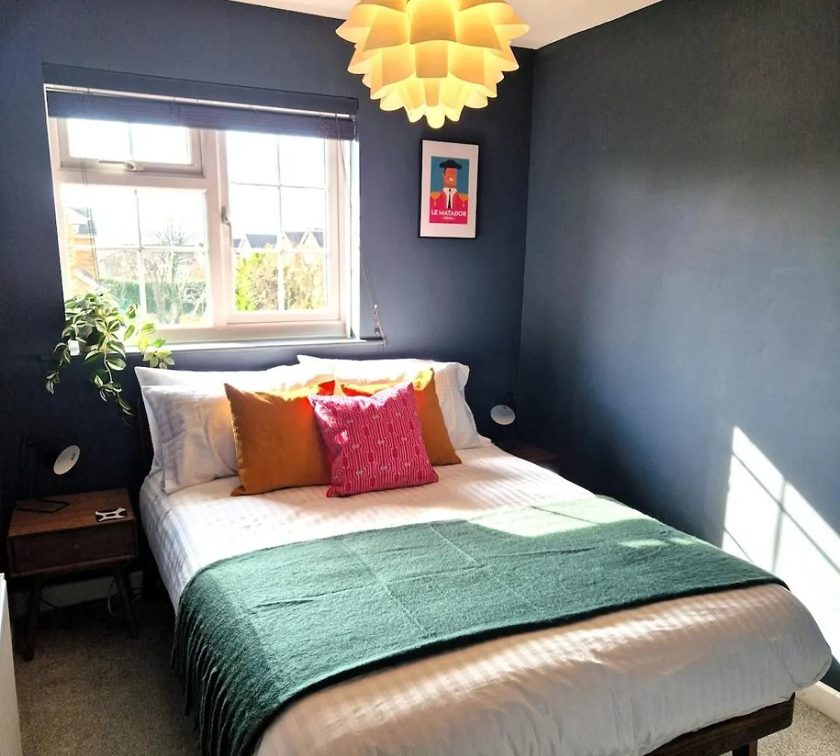 Stylish, Cosy & Peaceful Cheltenham Home Holiday home